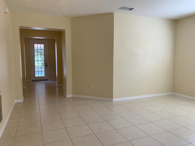 Foto del edificio - WATERS EDGE/LK NONA-8641 Bradleys Landing ...