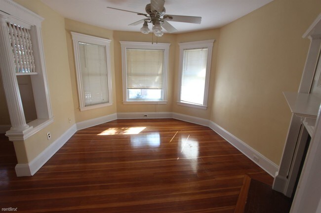 Foto del edificio - 2 br, 1 bath  - 77 Reservoir Apt 1 Unit 1