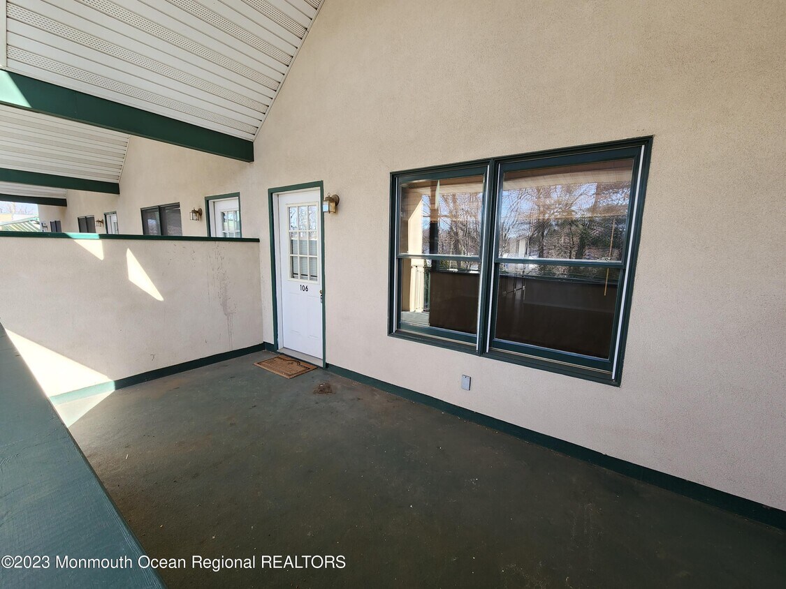 106 Lenison Ave, Middletown Township, NJ 07718 Room for Rent in