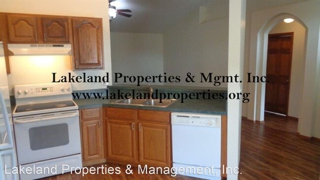 Building Photo - 3 br, 2 bath House - 147 Osprey Heights Drive