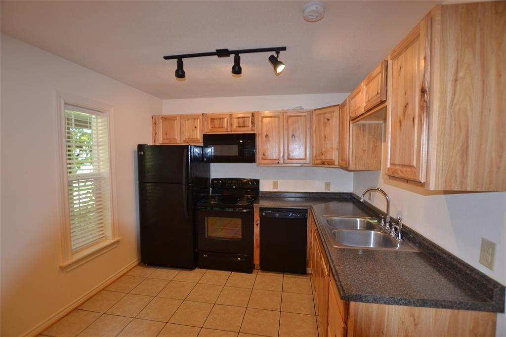 Primary Photo - 253 Old Groveton Rd