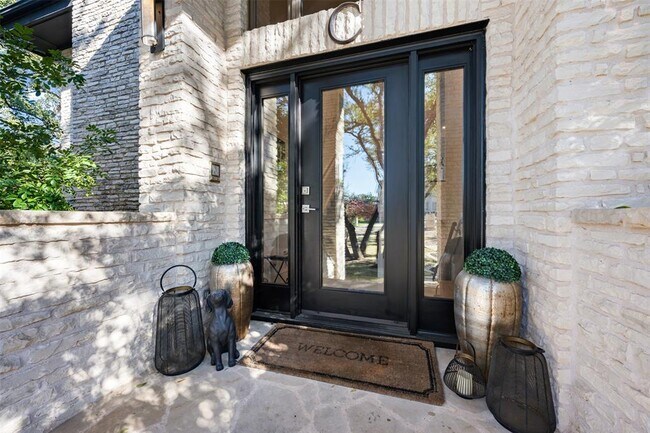 Foto del edificio - 13 Camwood Trail