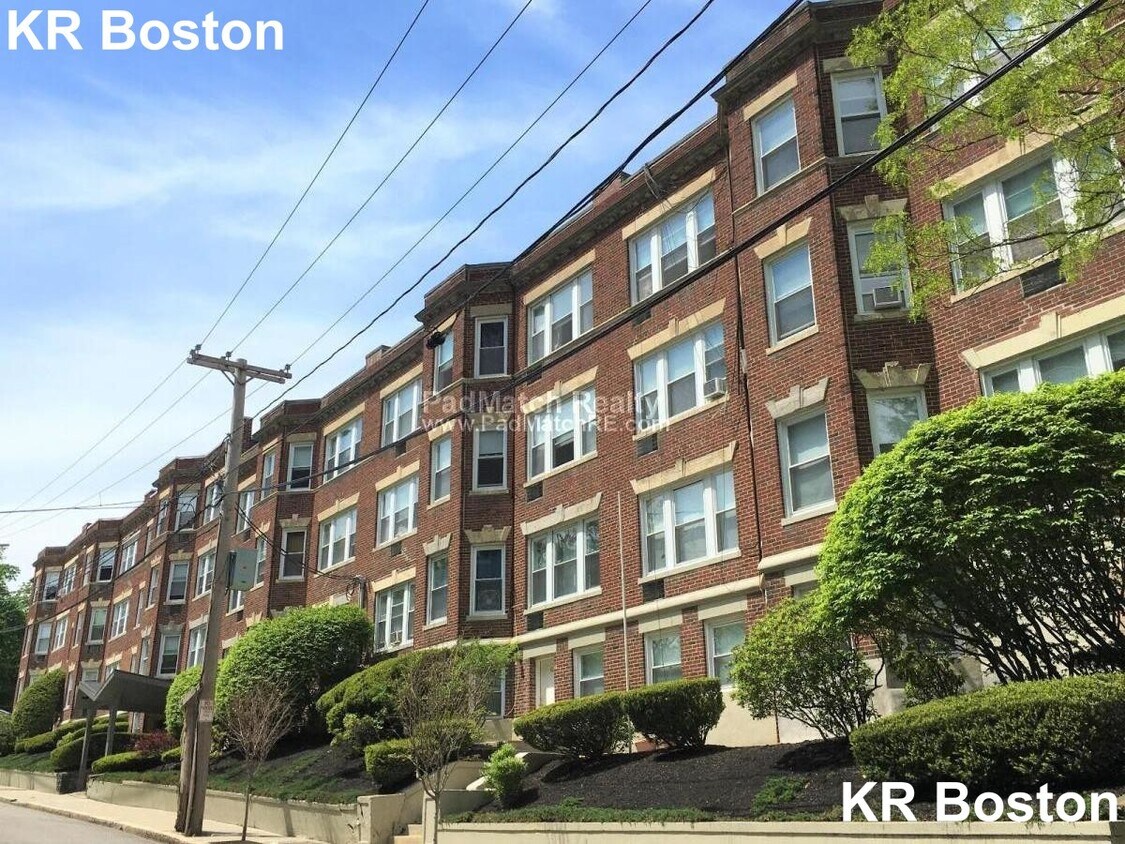 79 Lancaster Ter Unit 105, Brookline, MA 02446 79 Lancaster Ter