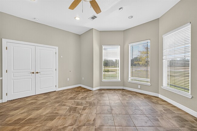 Building Photo - 13819 Lakeview Meadow Dr