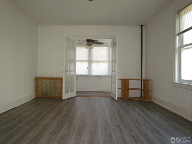 Foto del edificio - 106 N 3rd Ave