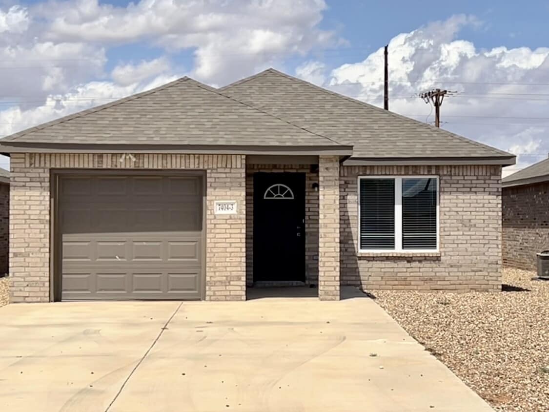 Primary Photo - Recently Built Home in Rapidly Expanding W...