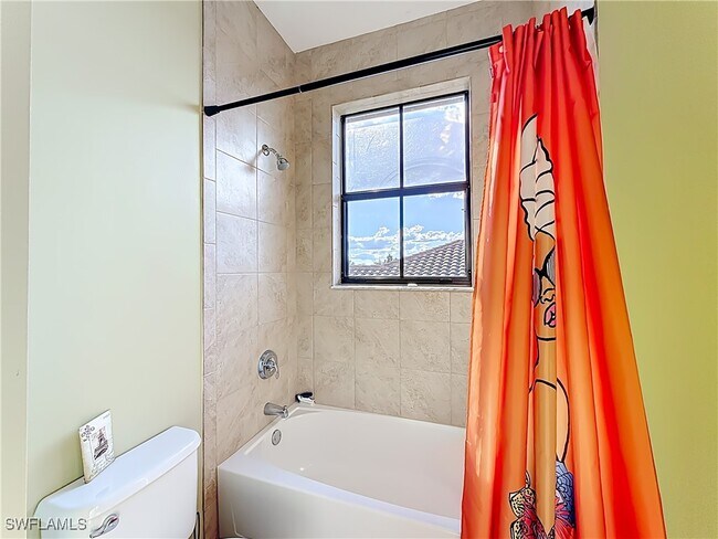 Foto del edificio - 5130 Monza Ct