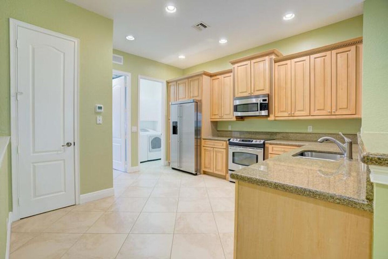 Photo - 5113 Artesa Way W, Palm Beach Gardens, FL 33418 - 6789