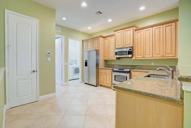 Photo - 5113 Artesa Way W, Palm Beach Gardens, FL 33418 - 6789 House