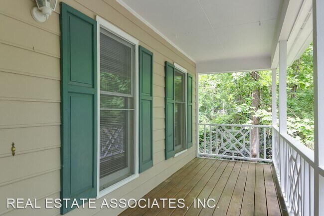 Foto del edificio - 3 br, 3 bath House - 953 Clarion Drive