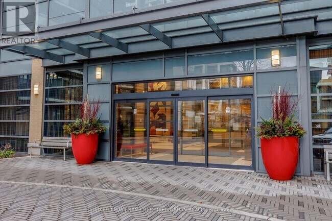 Photo du bâtiment - 55 Ann O'Reilly Rd