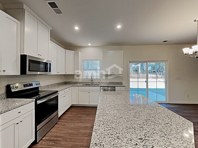 Foto del edificio - 5034 Twin River Dr