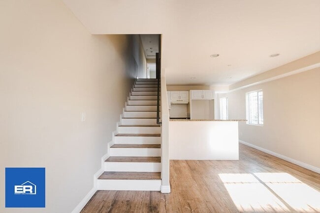 Photo - 2722 Cincinnati St Townhome