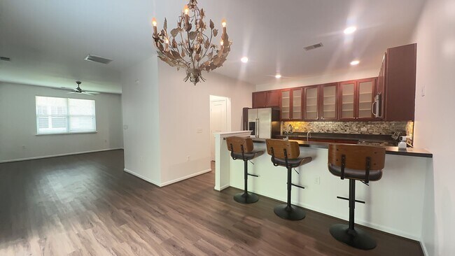 Foto del edificio - Recently Renovated 3-Bedroom Condo in The Grove at the Arboretum