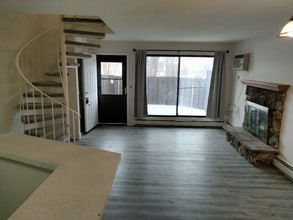 Building Photo - 7434 72nd Ln N