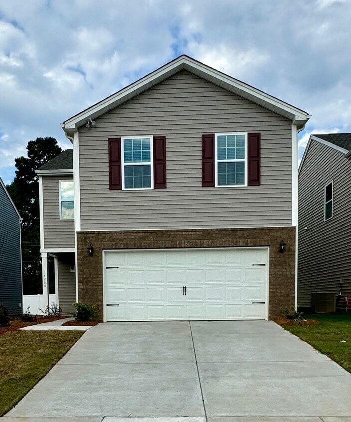 Foto principal - New 3BR/2.5BA Home in Hamilton Woods