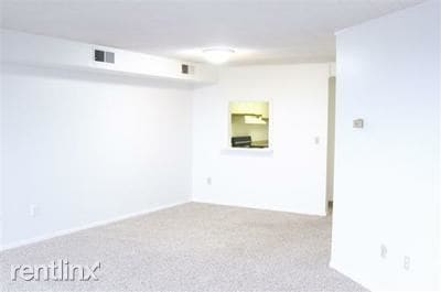 Building Photo - 7070 Forward Ave