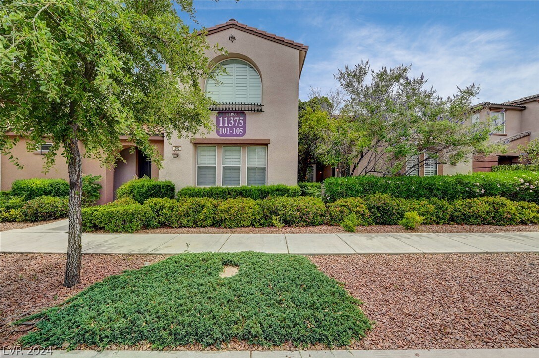 Primary Photo - 11375 Belmont Lake Dr
