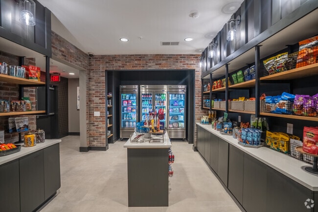 Pantry - Ellison Parkview