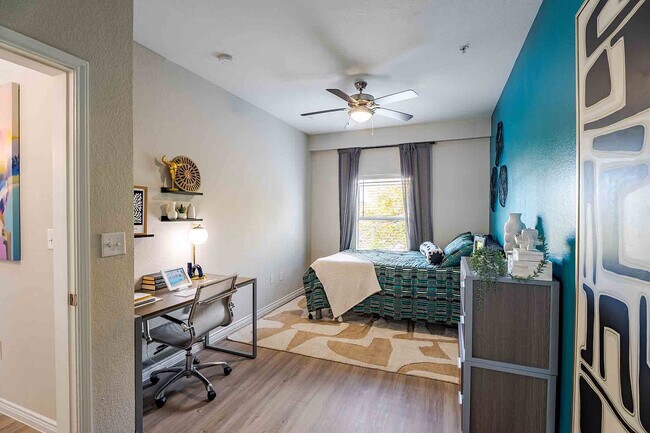 Apartamentos Pearl de 21 habitaciones cerca de la Universidad de Texas en Austin. Totalmente amueblados. - 21 Pearl