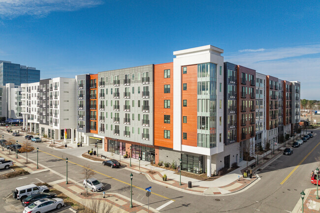 Building Photo - Vista Summit Pointe
