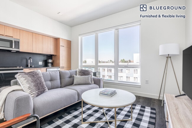 Building Photo - 118 Broadway E Building Photo - 118 Broadway E