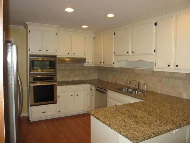 Building Photo - 10155 Bluejack Ct