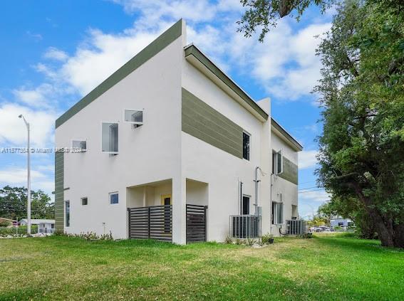 Building Photo - 11128 NW 17th Ave