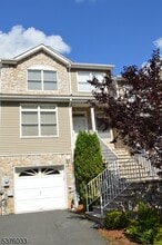 Building Photo - 51 Autumn Ridge Rd