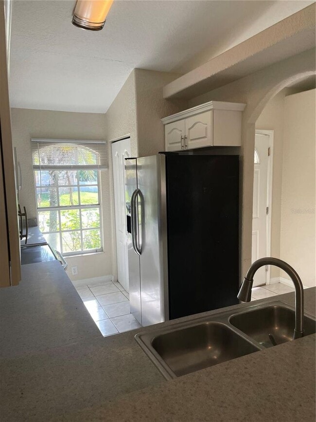 Building Photo - 5912 Mohr Loop