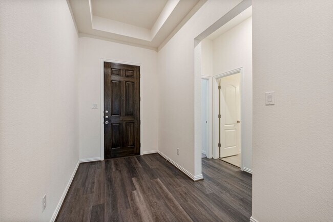 Foto del edificio - Beautiful 4 bedroom, 2 bathroom home in Ky...