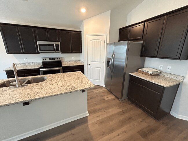 Foto del edificio - 67 Marsh Salt Ln