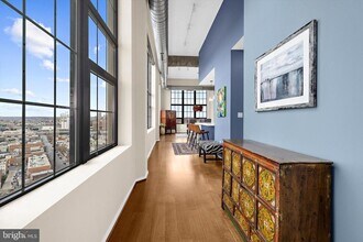 Building Photo - 1200 Steuart St