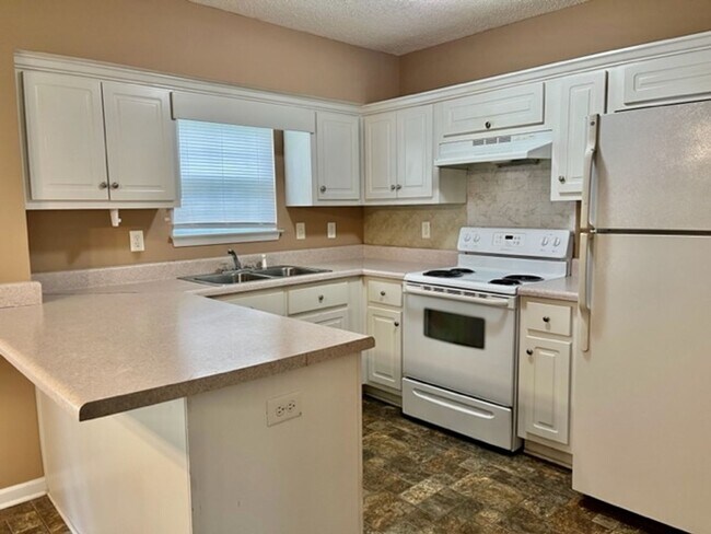 Foto del edificio - 84 Willowrun Dr