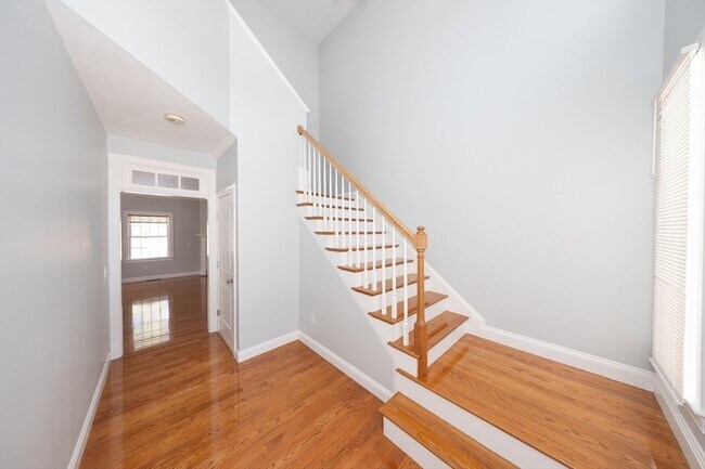 Foto del edificio - 4 Cyrus Way