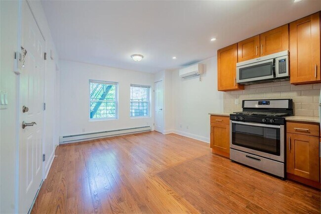 Foto del edificio - 210 5th St