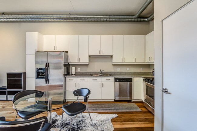 Building Photo - 7301 E 3rd Ave