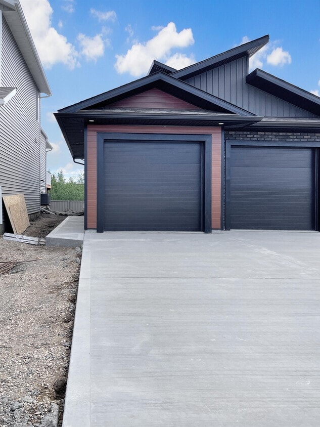 Primary Photo - 12029 77 Ave