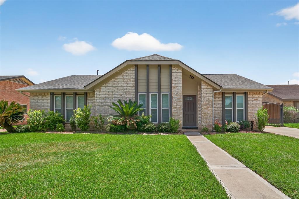 Primary Photo - 9906 Sageglow Dr