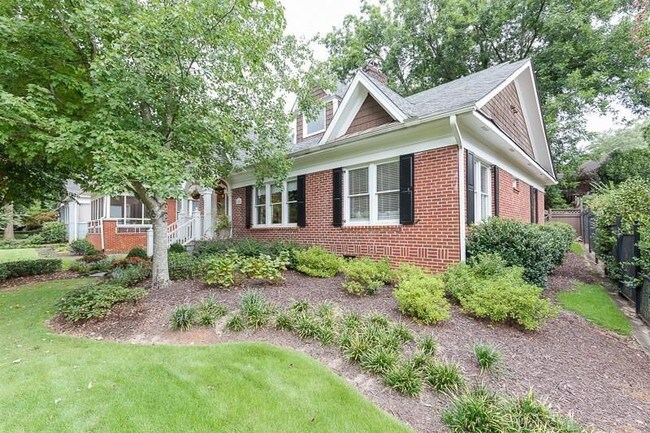 Foto del edificio - 1106 McLynn Ave NE