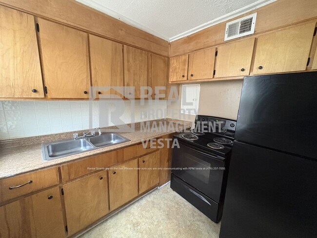 Foto del edificio - 2140 Ingleside Ave