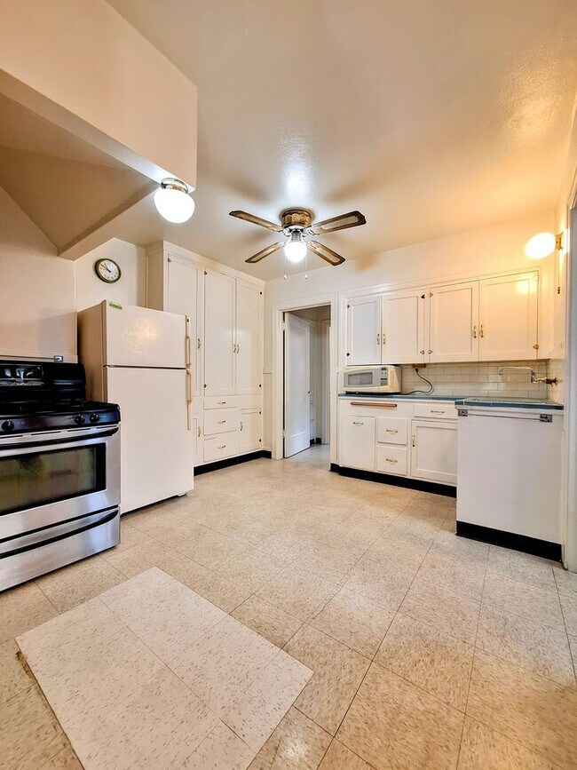 Foto del edificio - 359 N 17th St