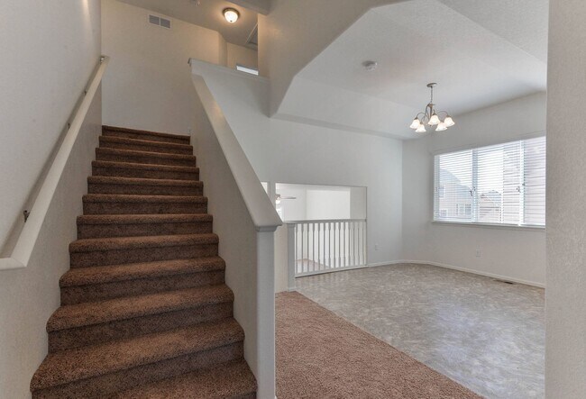 Foto del edificio - 476 Havenbrook Dr
