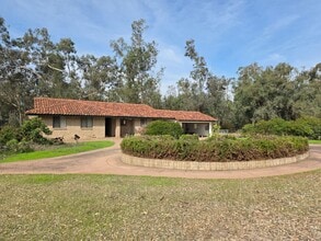 Building Photo - 12999 Borden Rd