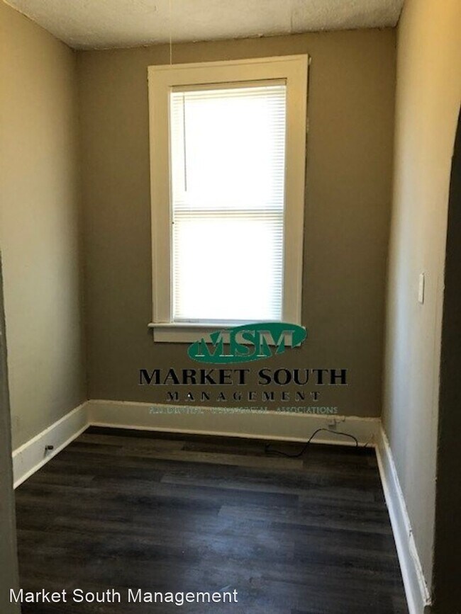 Foto del edificio - 3 br, 1 bath House - 1104 E. 31st Street