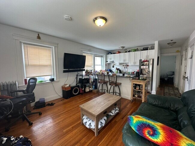 Foto del edificio - 103 Summer St