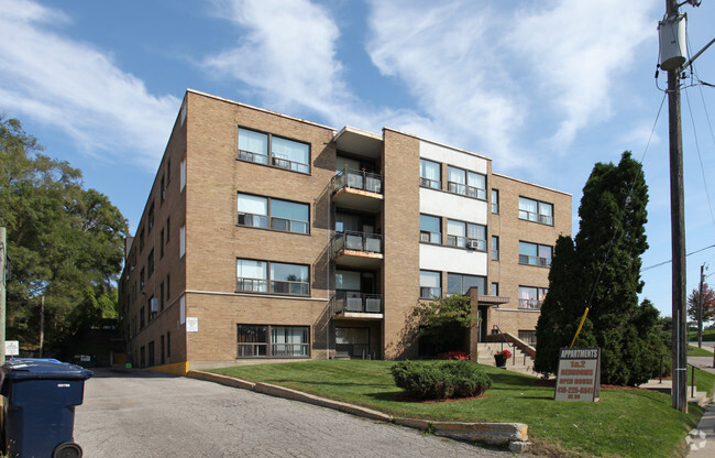 Building Photo - 40-80 Clearview Hts