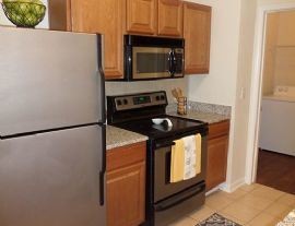 Building Photo - 2 br, 1 bath  - 9941 W. Military Dr