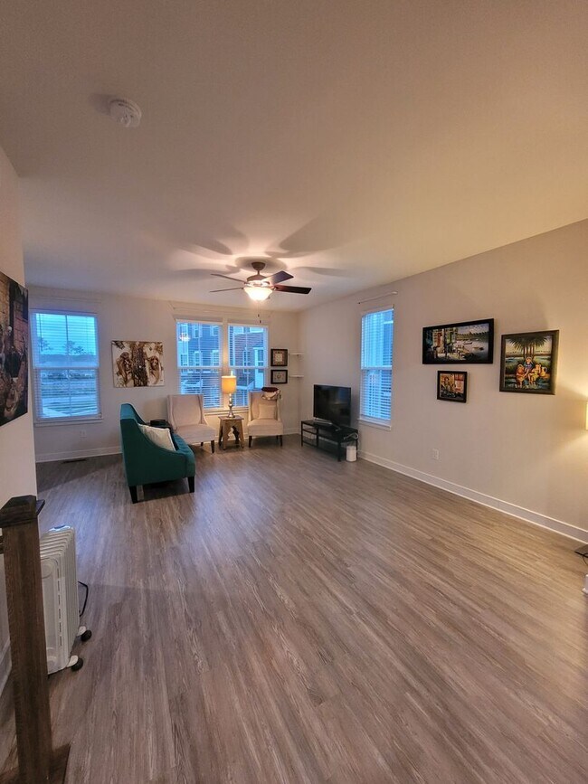 Foto del edificio - 529 Crofton Village Terrace