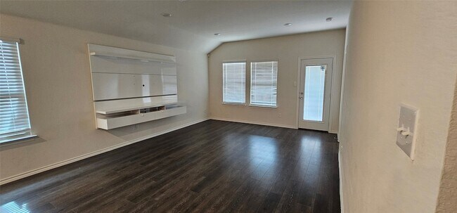 Foto del edificio - 3722 Pronghorn Ln